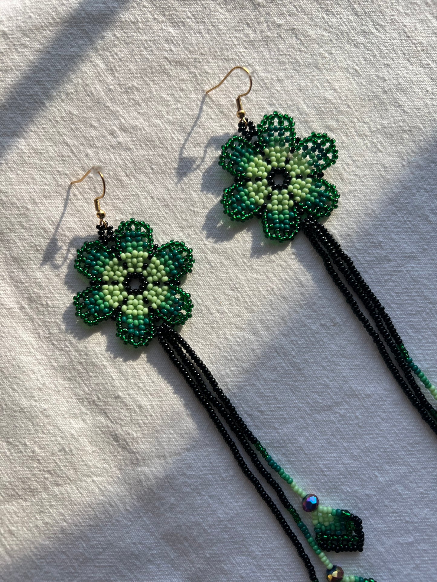 Largitas ✻ Embera Beaded Earrings