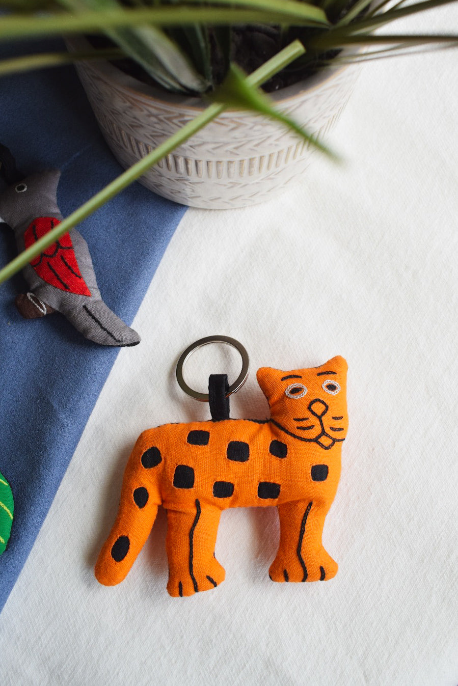 Animalitos Collection ✻ Guna Keychain