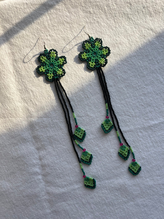 Largitas ✻ Embera Beaded Earrings